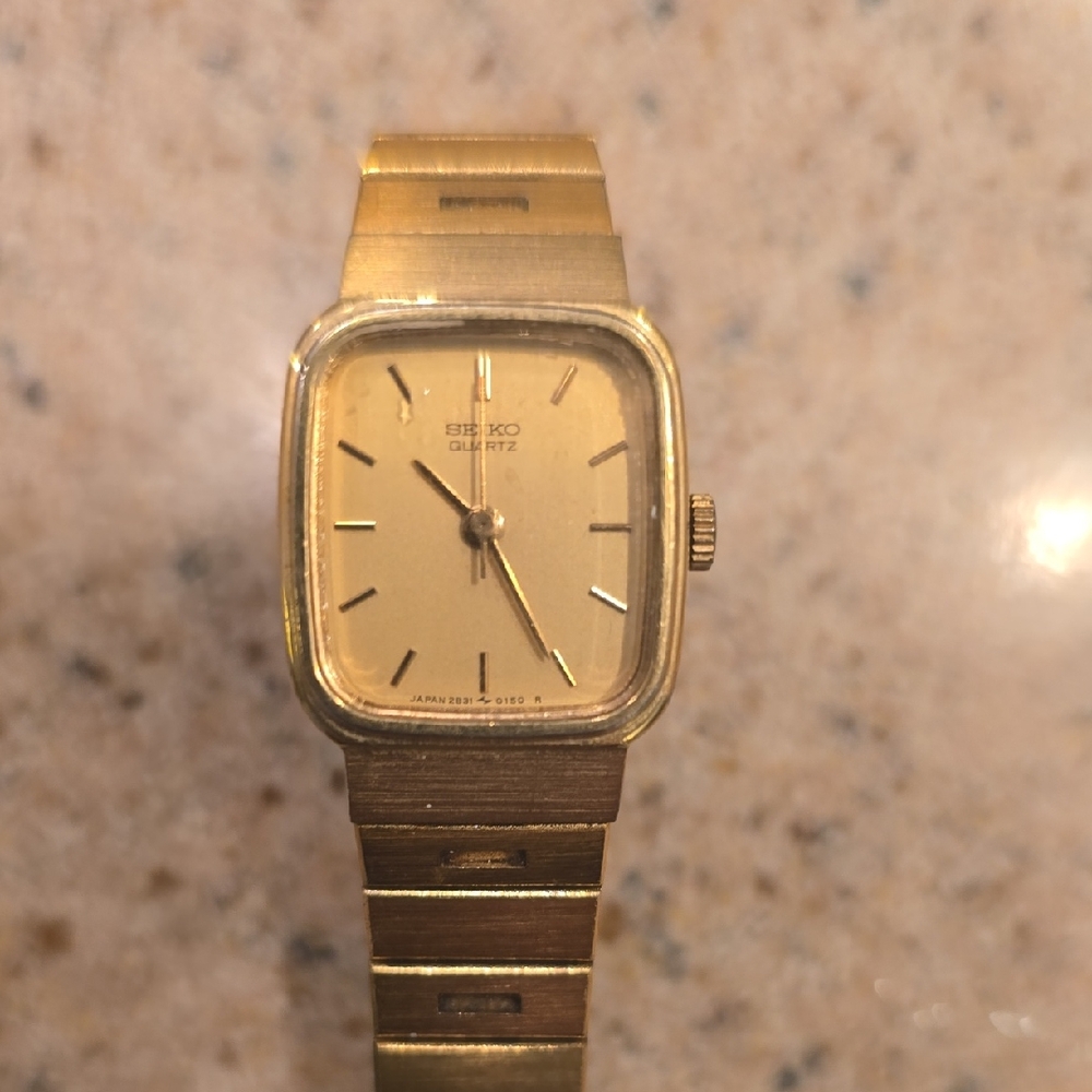 Vintage Seiko Gold-Tone Rectangular Watch